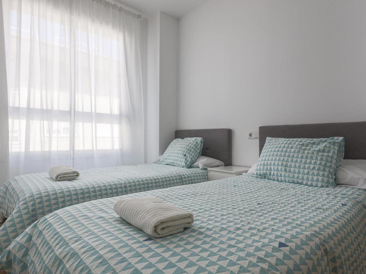 Algaba 3 D Planta Apartment La Algaba Екстериор снимка