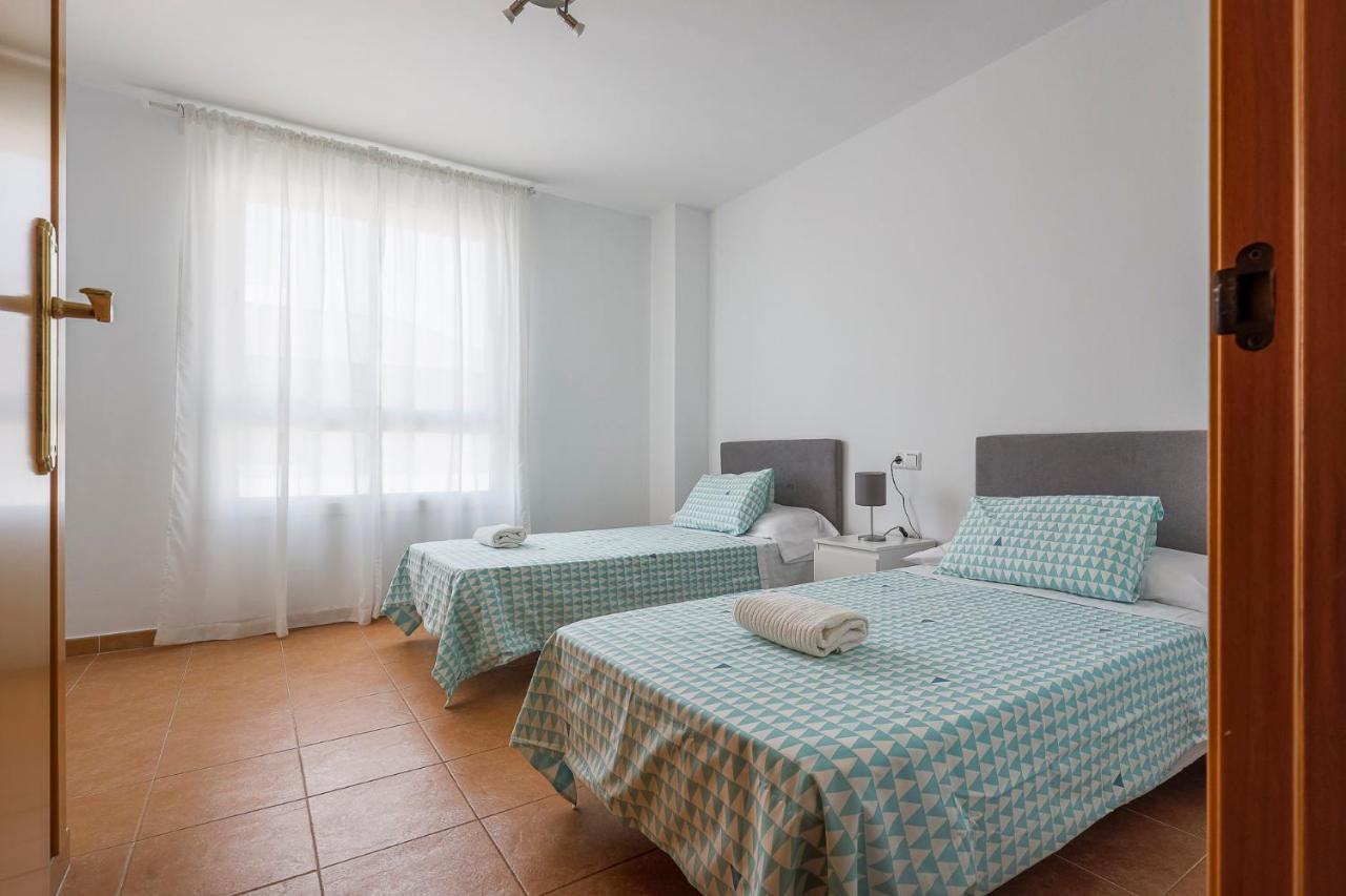 Algaba 3 D Planta Apartment La Algaba Екстериор снимка