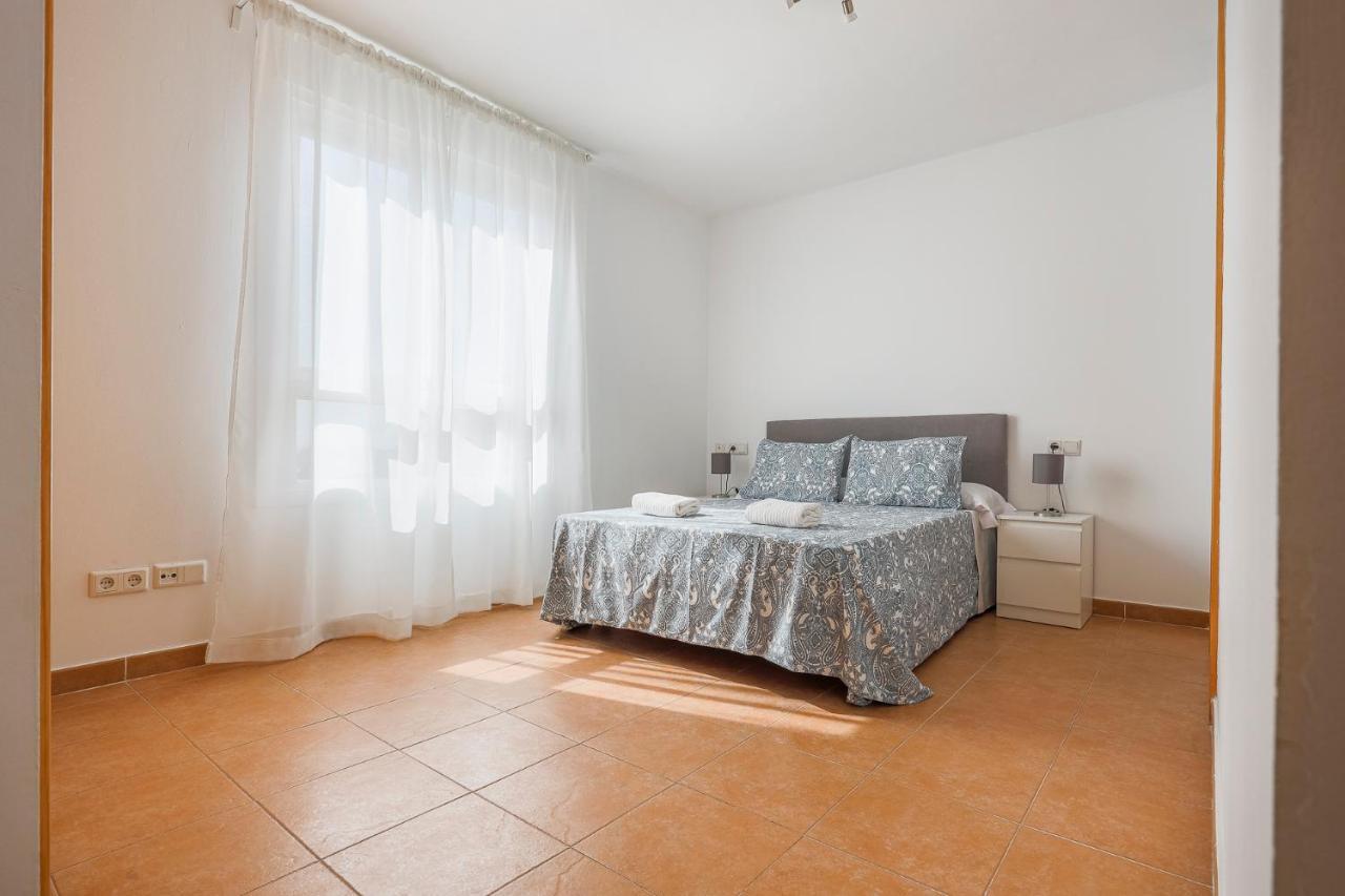 Algaba 3 D Planta Apartment La Algaba Екстериор снимка