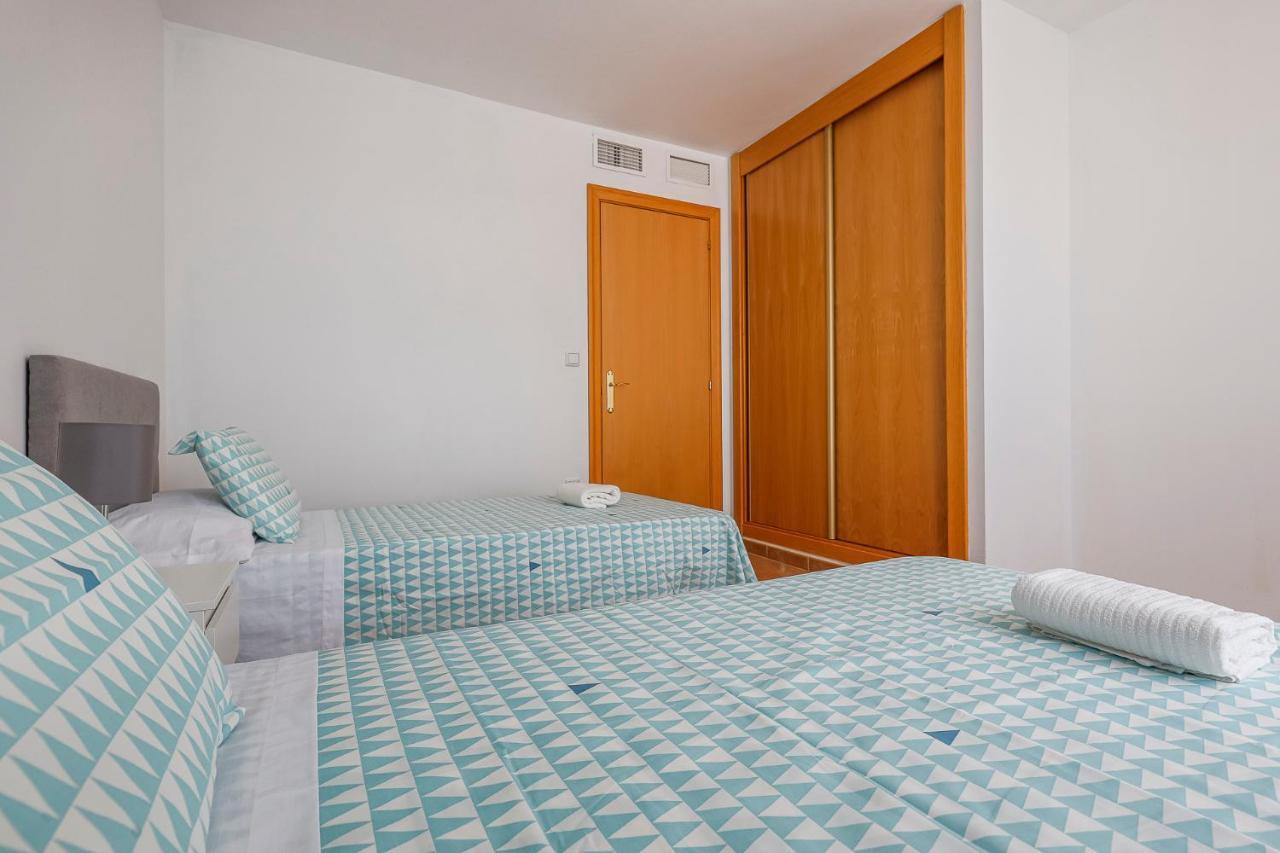 Algaba 3 D Planta Apartment La Algaba Екстериор снимка